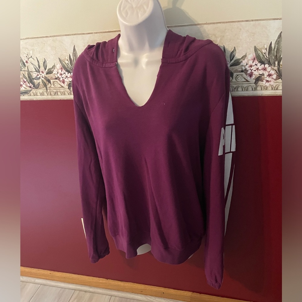 Victoria's Secret Plum V‑Neck Hooded Pullover